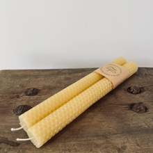 Load image into Gallery viewer, Natural Hand Rolled Beeswax Candles (Pair)
